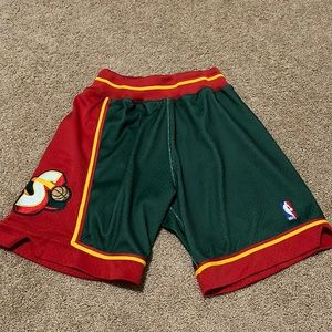 Mitchell & Ness 1996-96 Authentic Shorts Seattle SuperSonics
